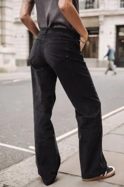 Freeman T. Porter Agatha Velvet Store