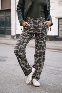 Freeman T. Porter Alba Island Fashion