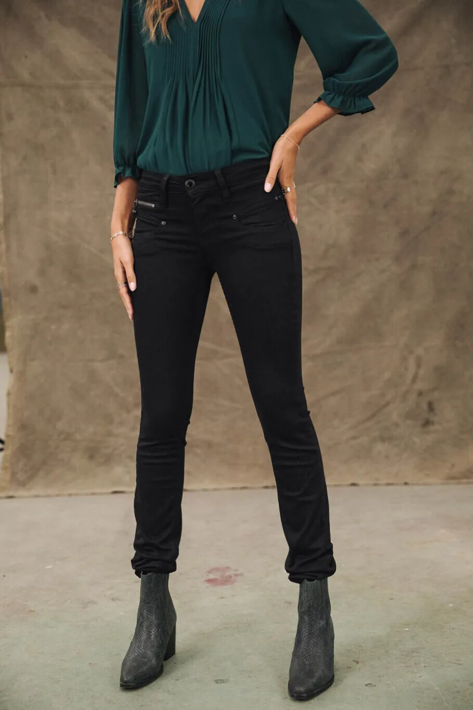 Freeman T. Porter Alexa Slim S-SDM Shop
