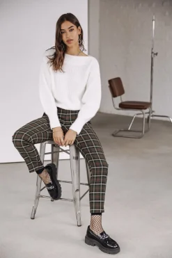 Freeman T. Porter Claudia Lineal Store