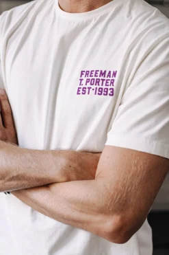 Freeman T. Porter Ivander Chill Online