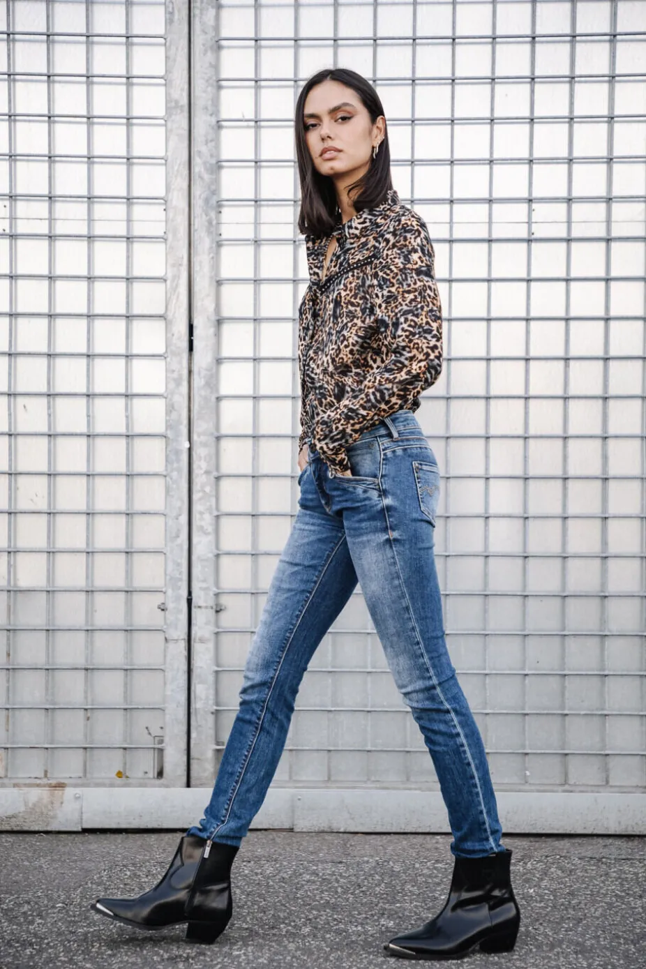 Freeman T. Porter Kaylee S-SDM Online
