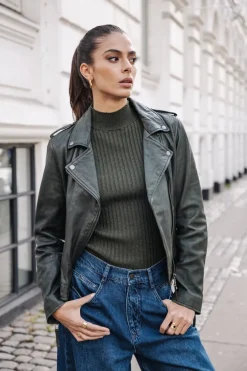 Freeman T. Porter Kristen Leather Shop