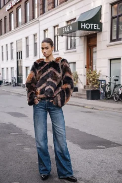 Freeman T. Porter Milani Fur Shop