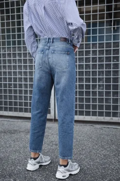Freeman T. Porter Natasha Denim New