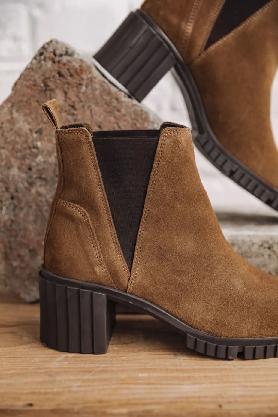 Freeman T. Porter Nielsa Suede Online