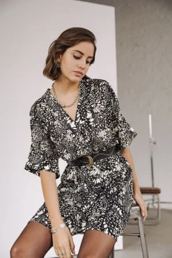 Freeman T. Porter Roza Beetle Online